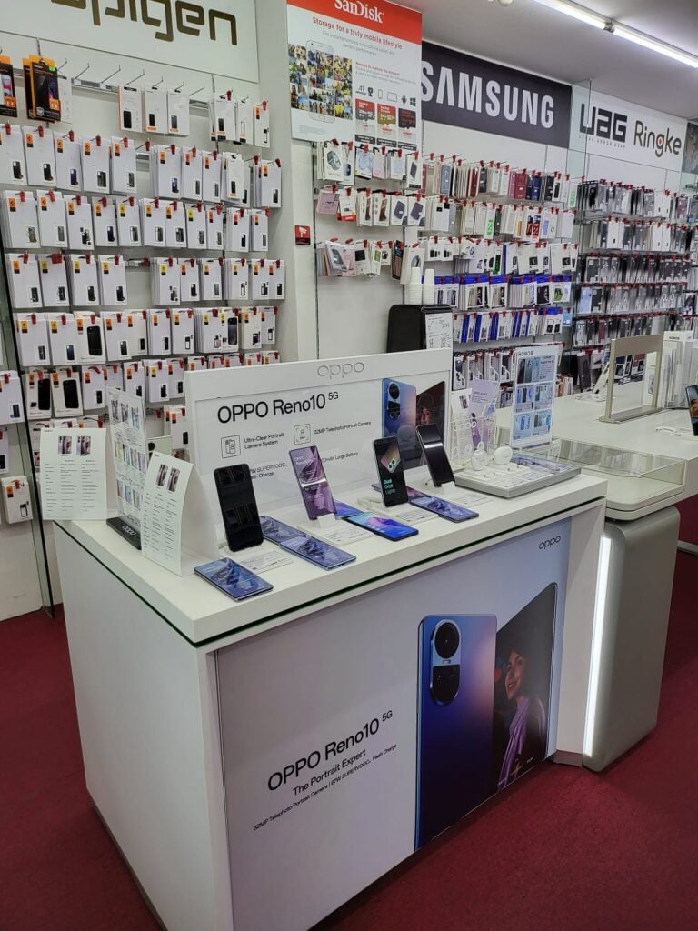 red white mobile singapore